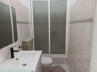 zs4rom27aydtdlt2wel4ga.jpg