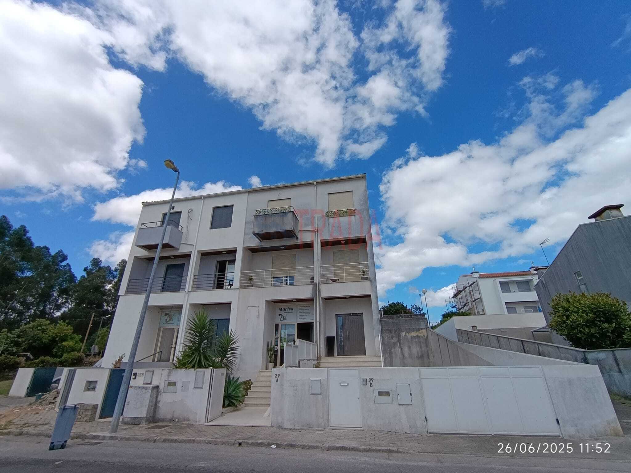 Maison mitoyenne T4
