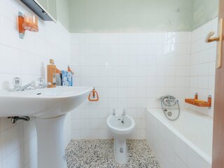 qoxum5j7b55eco8duvche.jpg