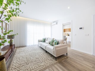 v9786wee9qs8y9zh3huawe.jpg