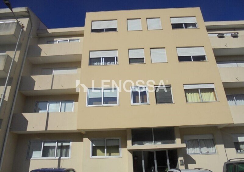 https://images.crm360.pt/imoveis/wg87om/foto_marca_agua/ai9ev88mwfozf2st1396k.jpeg