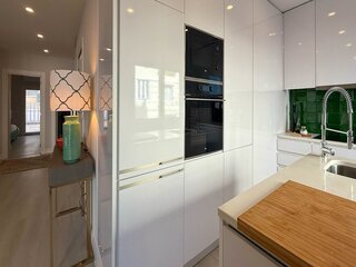 b7ie7es799c4my4cd8k1r4.jpg