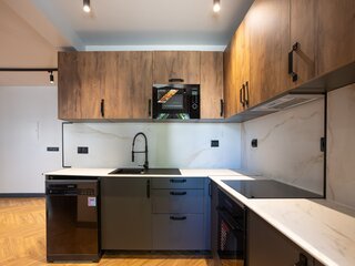 1m2rr6np1w2hx91izllrit.jpg