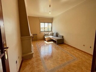 tl5q39rd4une5jt9fkqfn.jpeg
