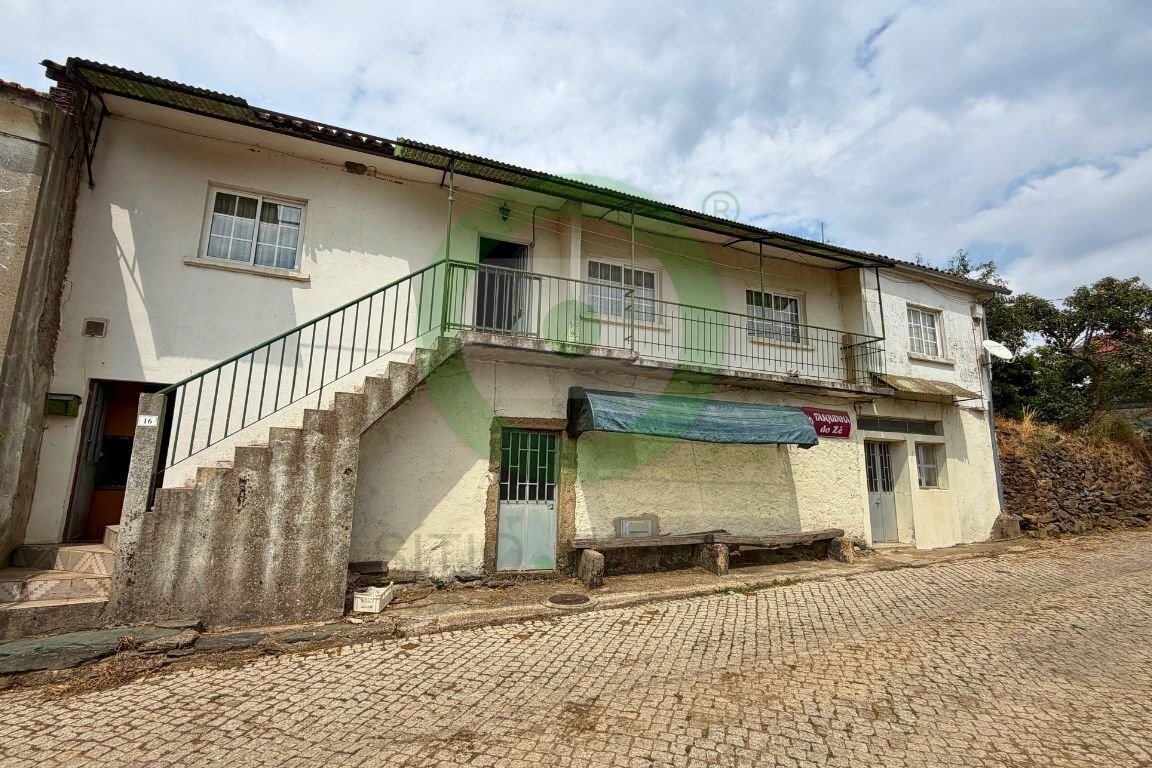 https://images.crm360.pt/imoveis/wkedpy/foto_marca_agua/l0gwuct4xdqomqu5c3jec.jpg