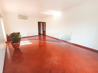 jg9lbyxdd9b8myu9vf8myn.jpg