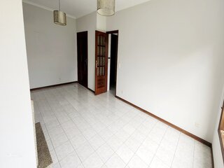 ji728135w3892qghyaj78.jpg