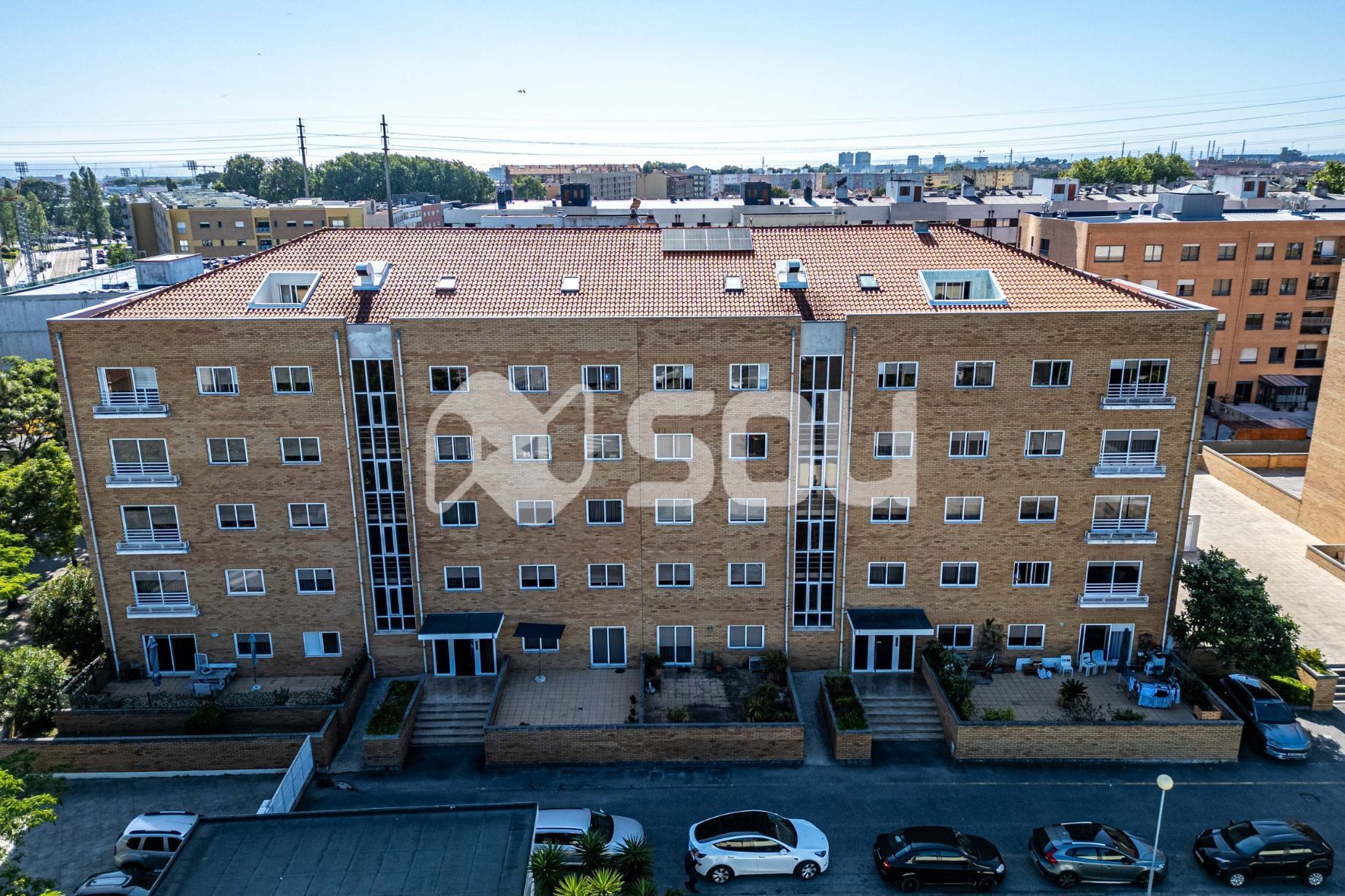 https://images.crm360.pt/imoveis/wm9y87/foto_marca_agua/yjduhkmkr7frdrlsrfe58g.jpg