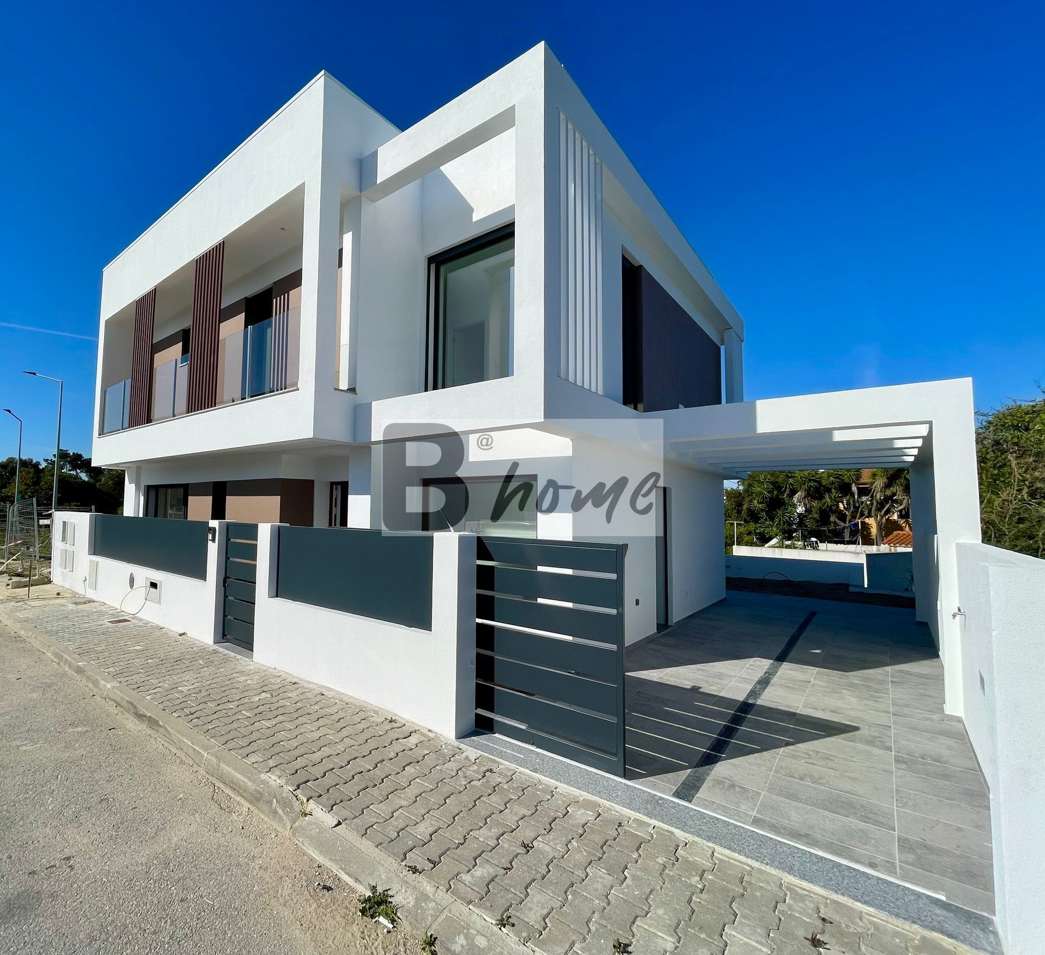 Moradia T4