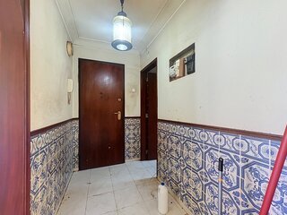 yrt1f2leiwh79x7564uy.jpg