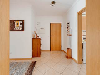 dr7vek5soape897kp9it.jpg