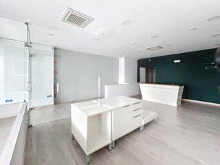 2f8he5722bej941aklfua.jpg