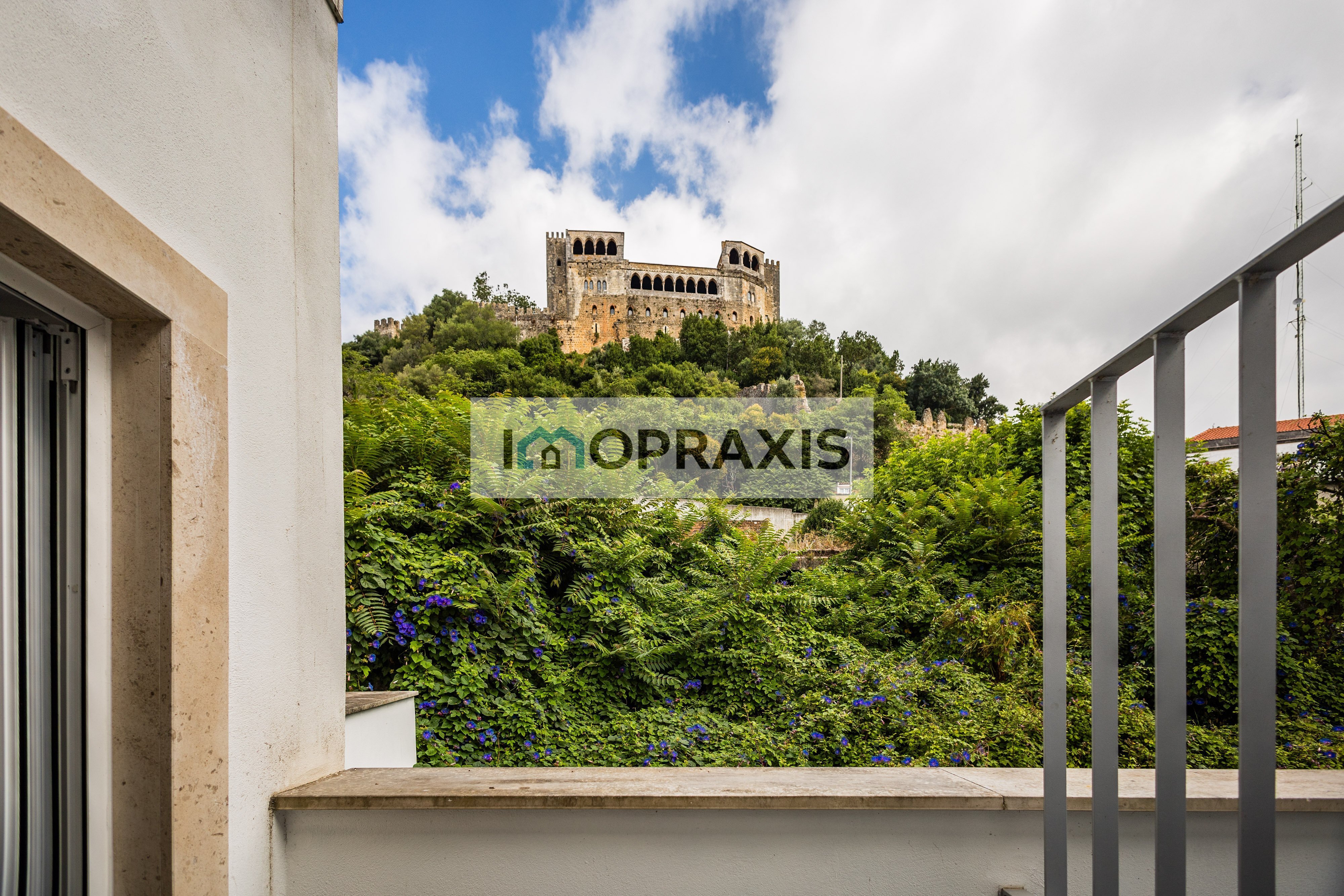 Apartamento de 1 dormitorio - en el centro histórico de Leiria | Vistas al castillo