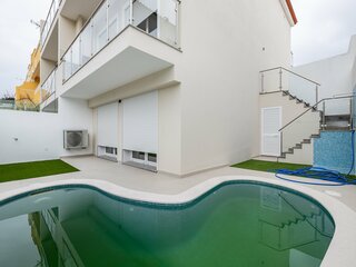 9q8ifk9uba43sdcm6924bi.jpg