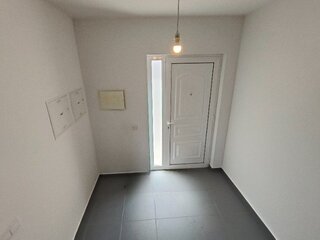 89se8kqy44j217ravp2i.jpg