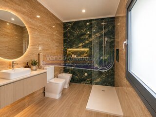 dln04j3shk5honau5w22wh.jpg