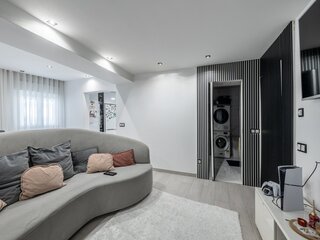 nkhu8dor07m8w4sl1dc9e.jpg