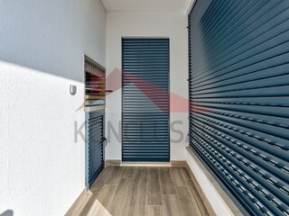5z6gn5zq81p2sxej3hp3qk.jpg