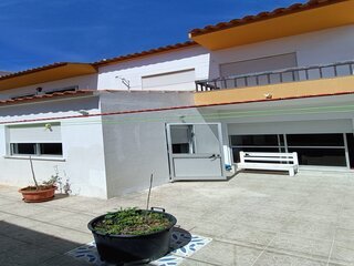 5m4anq7j6trn8bt24jx829.jpg