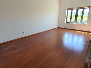 kpegsca8vds6ob8w0uji.jpg