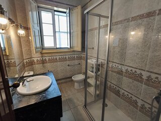 zwd5ree8ozm5r8osnej1ge.jpg