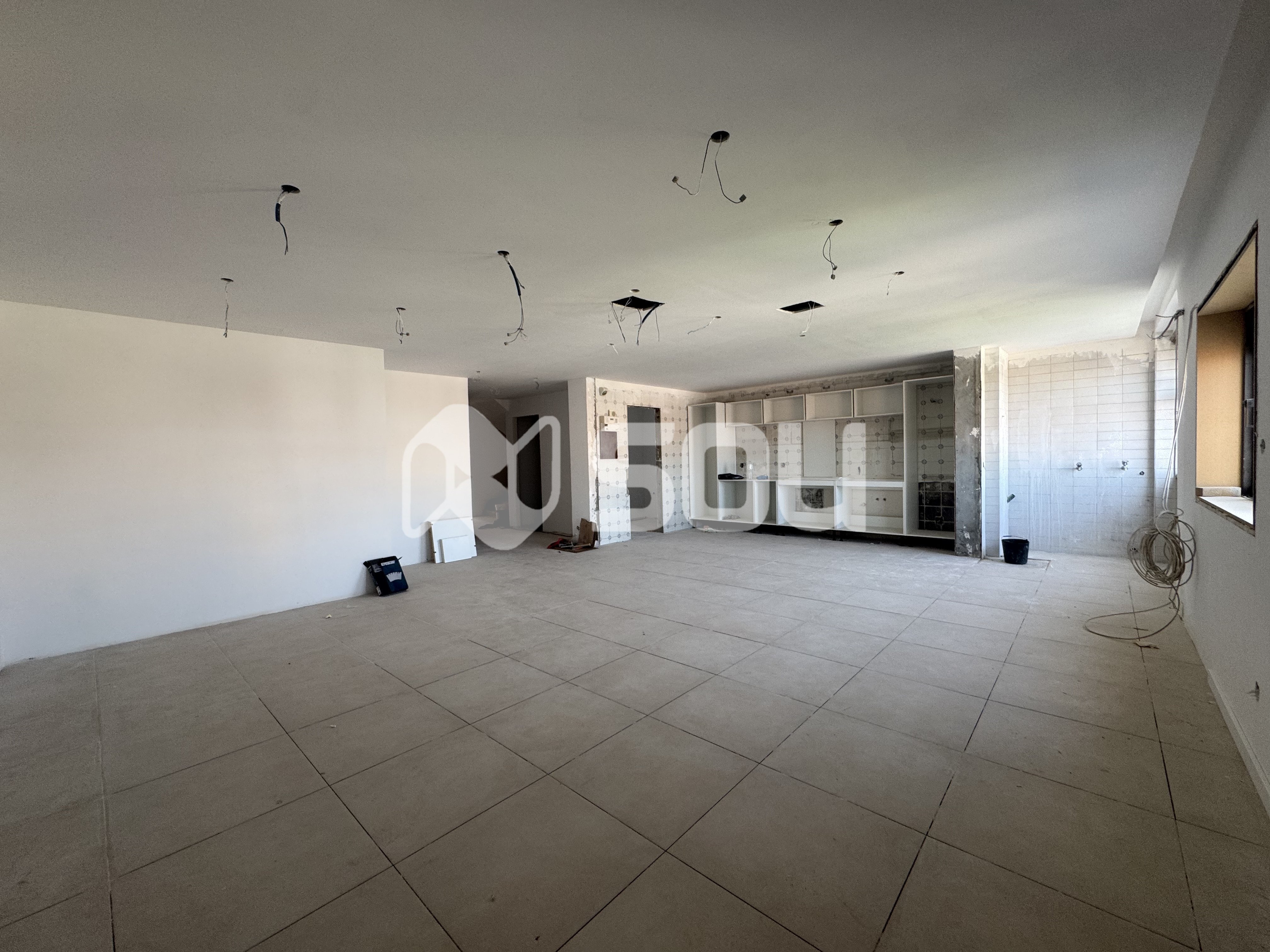 https://images.crm360.pt/imoveis/wzvx4n/foto_marca_agua/yq2843clnwapwy9wl0ffj.jpg