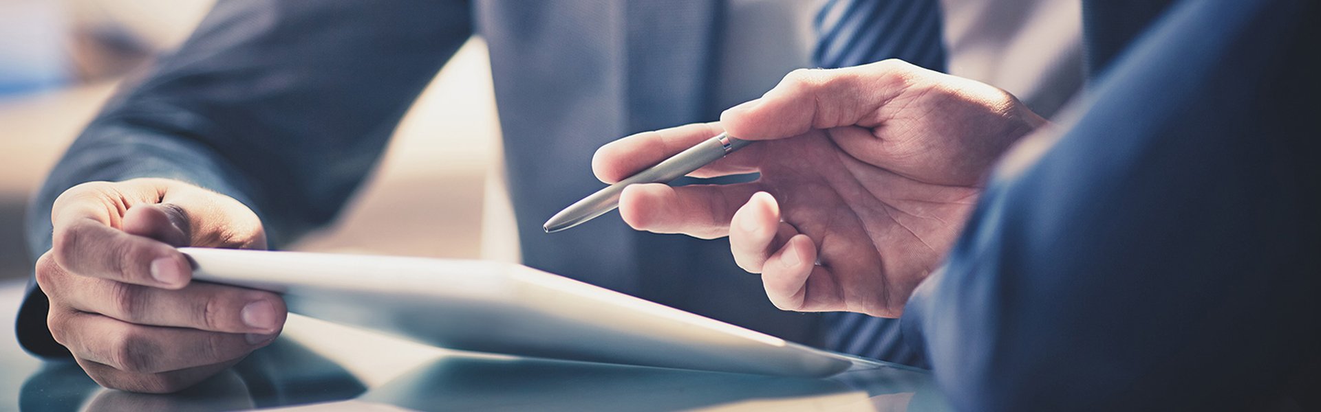 bg-image-topo-services-358m93