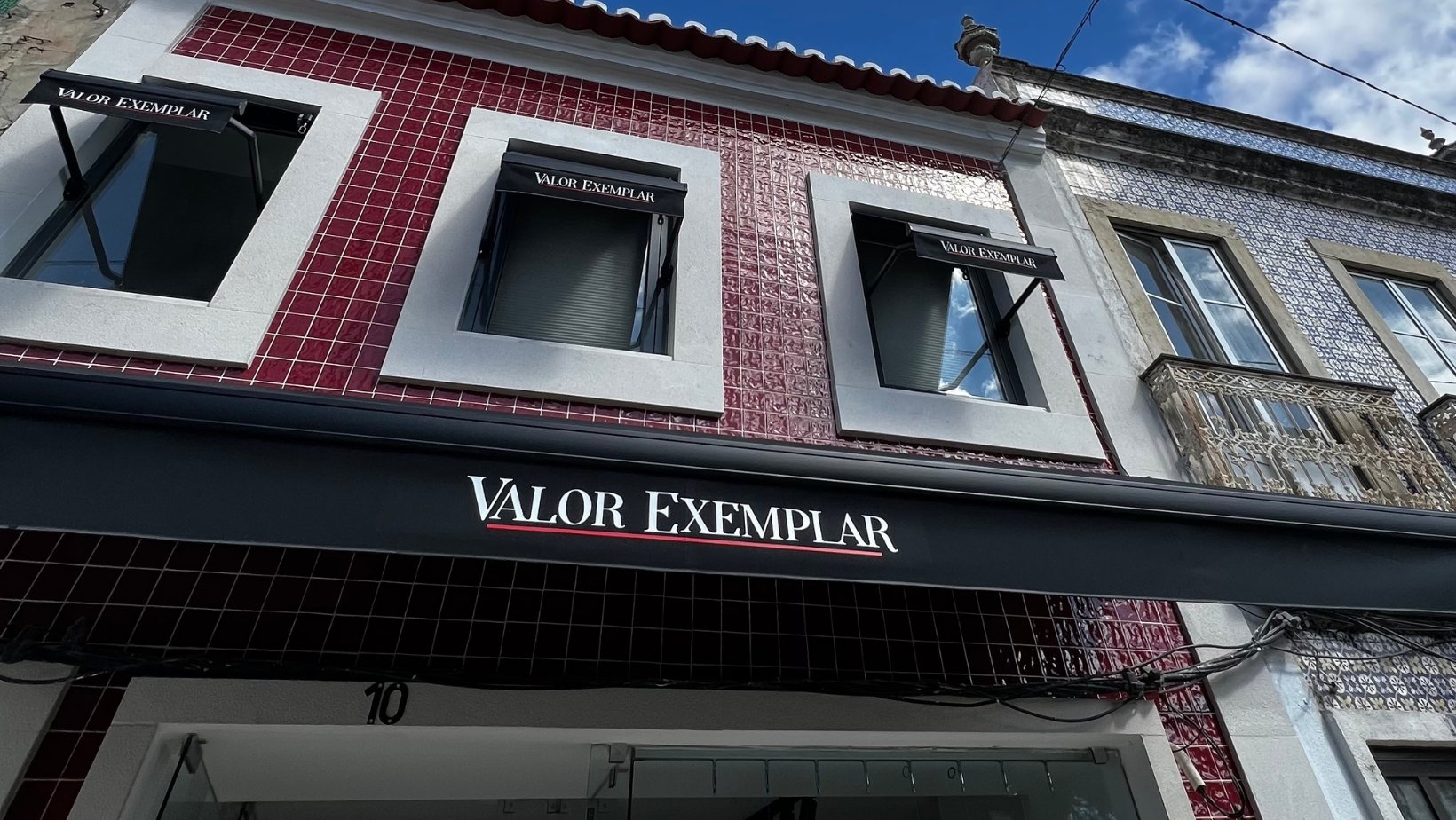 bg-image-topo-about-j080x3