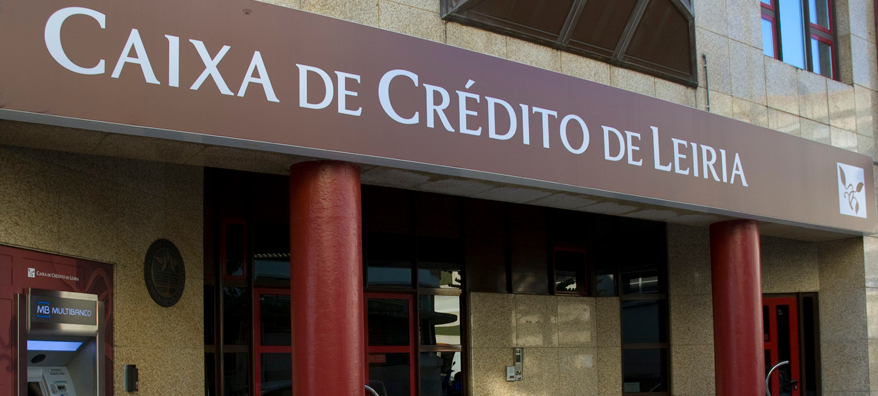 bg-image-topo-about-w6kmdj